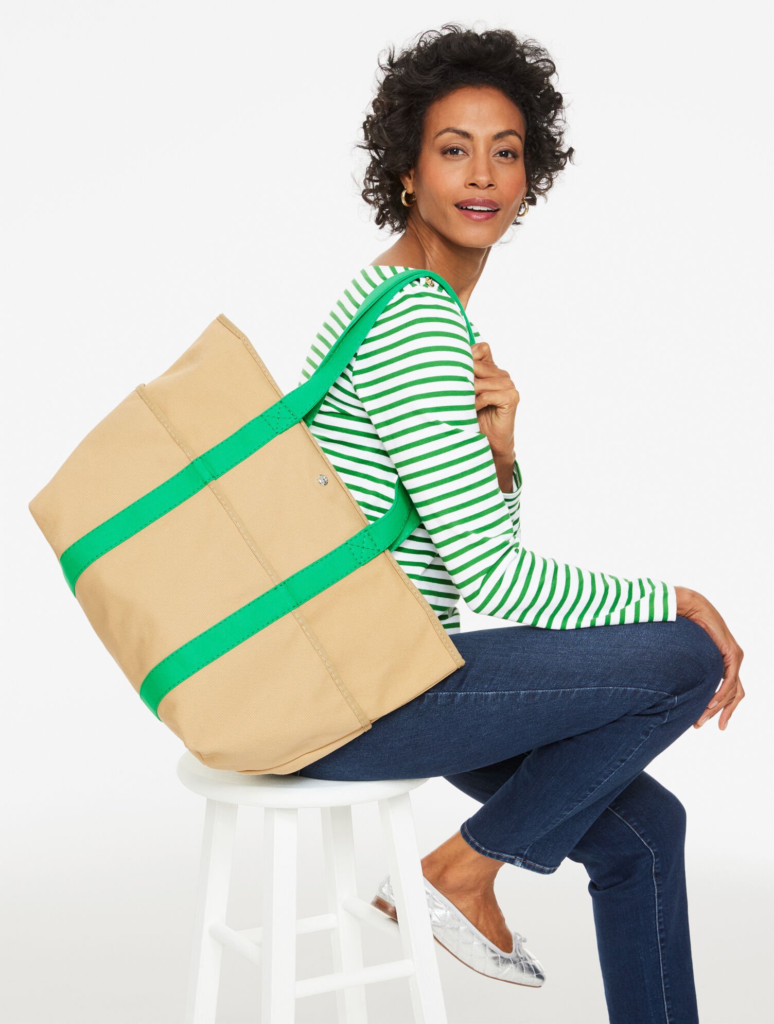 Coastal Classic Tote