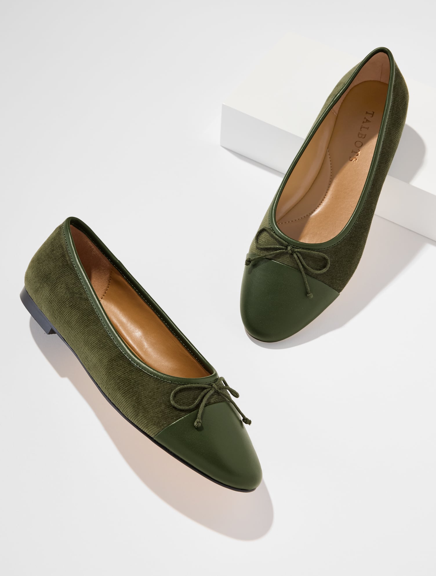 Ansly Corduroy Ballet Flats