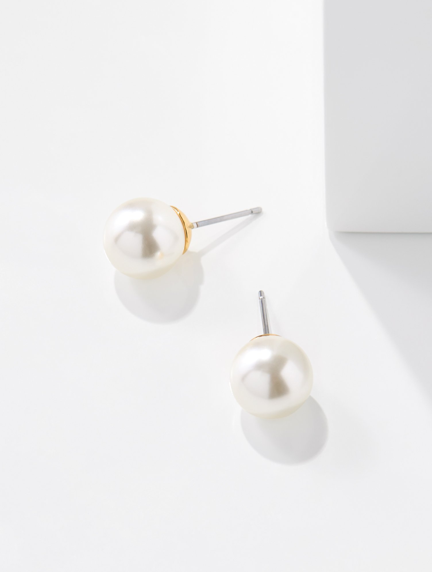 Classic Pearl Stud Earrings