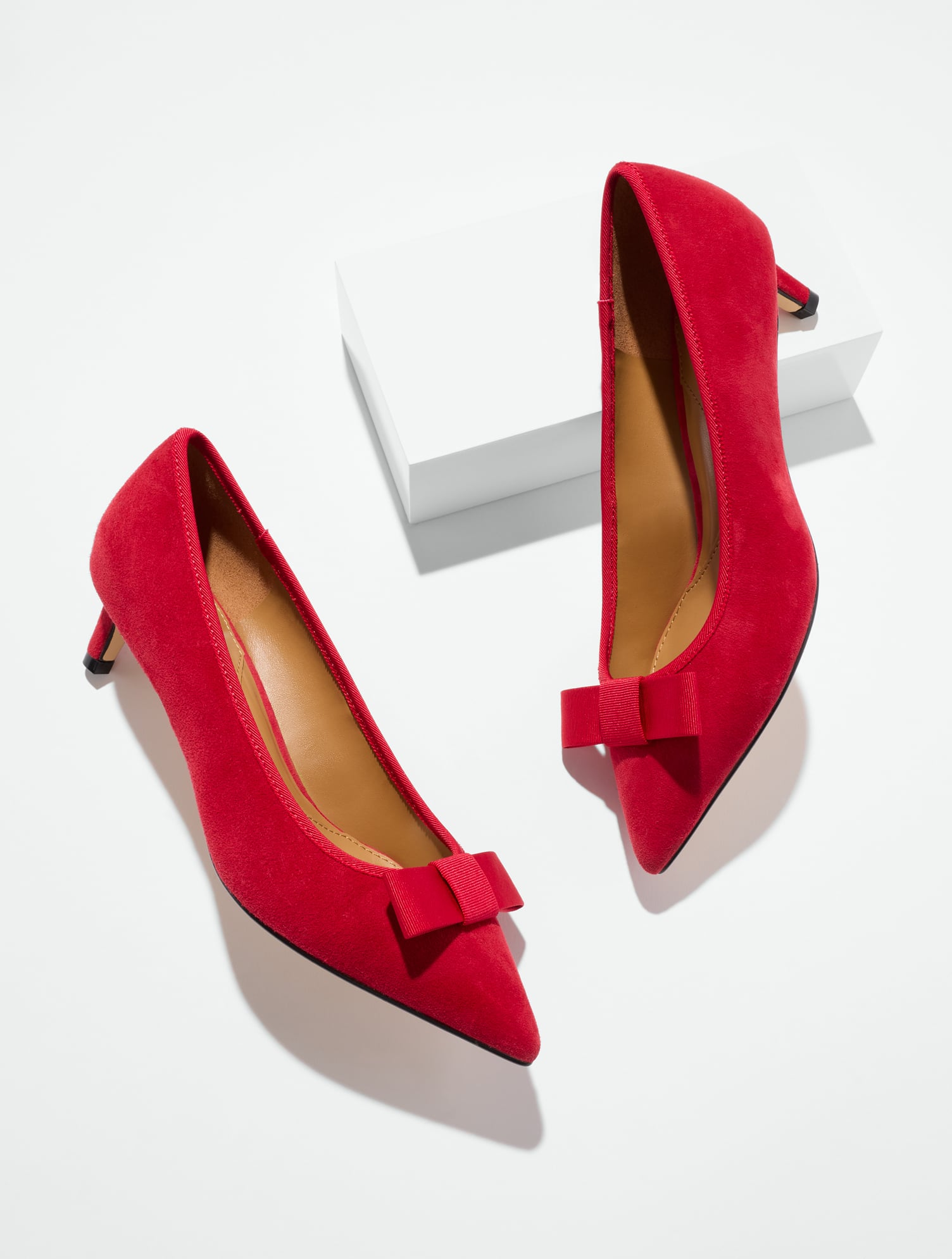 Sierra Bow Suede Kitten Heel Pumps