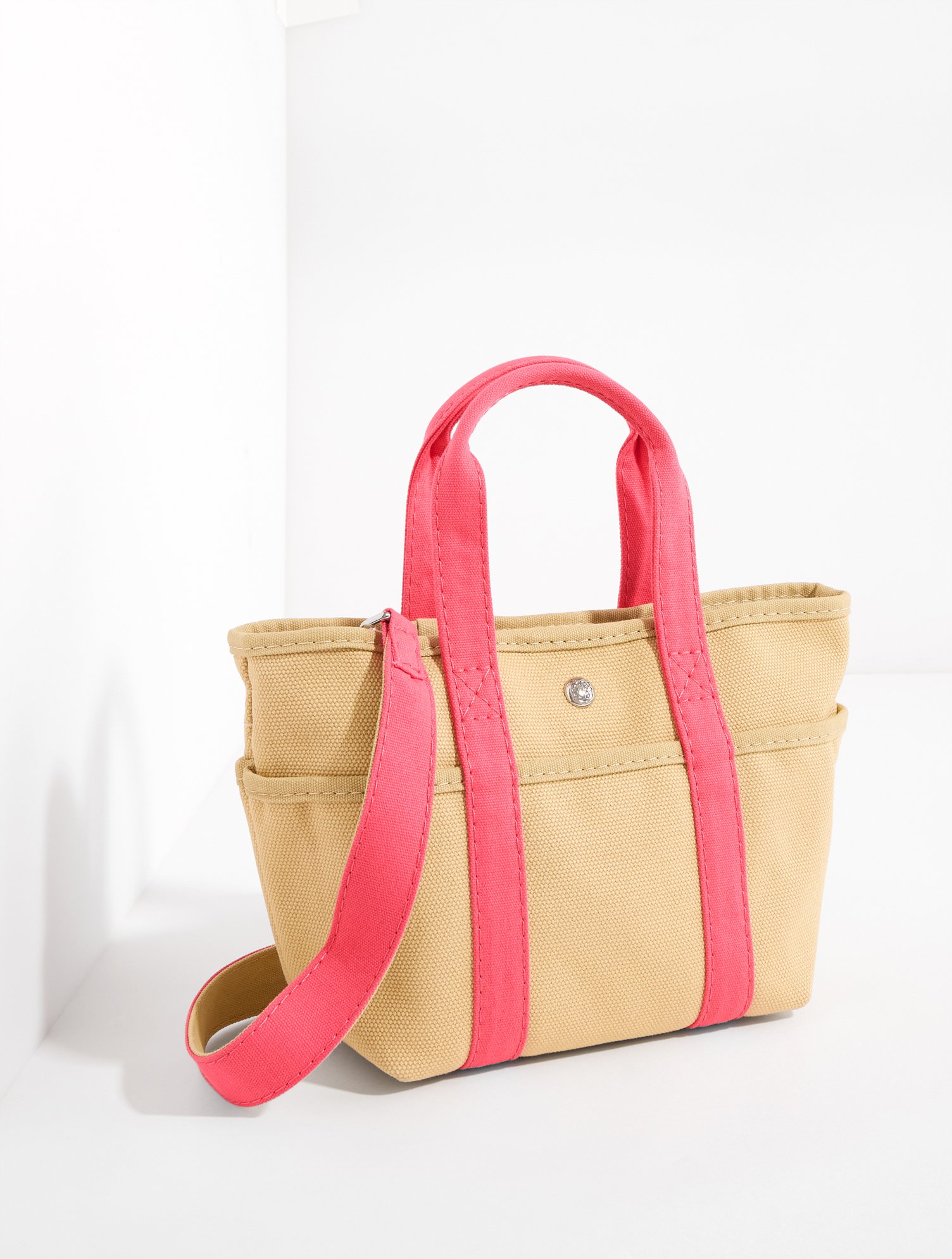 Coastal Classic Crossbody