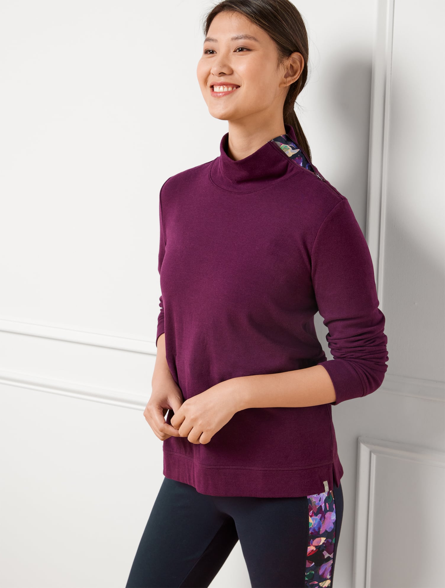 ＜6(ROKU)＞BORDER ASYMMETRY PULLOVER Asymmetrical Zip Mockneck Pullover | Talbots