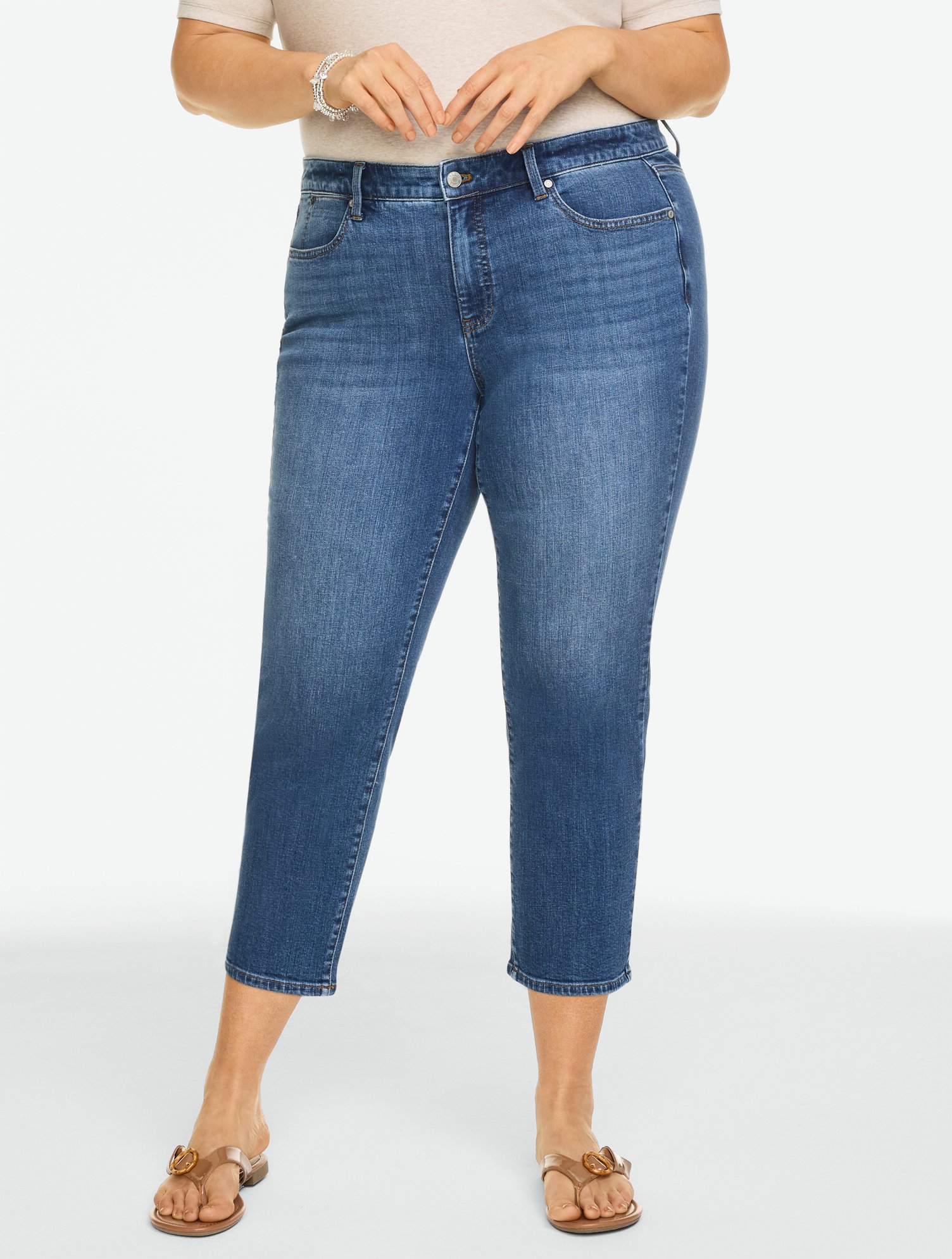 Straight Crop Lightweight Jeans - Clarendon Wash