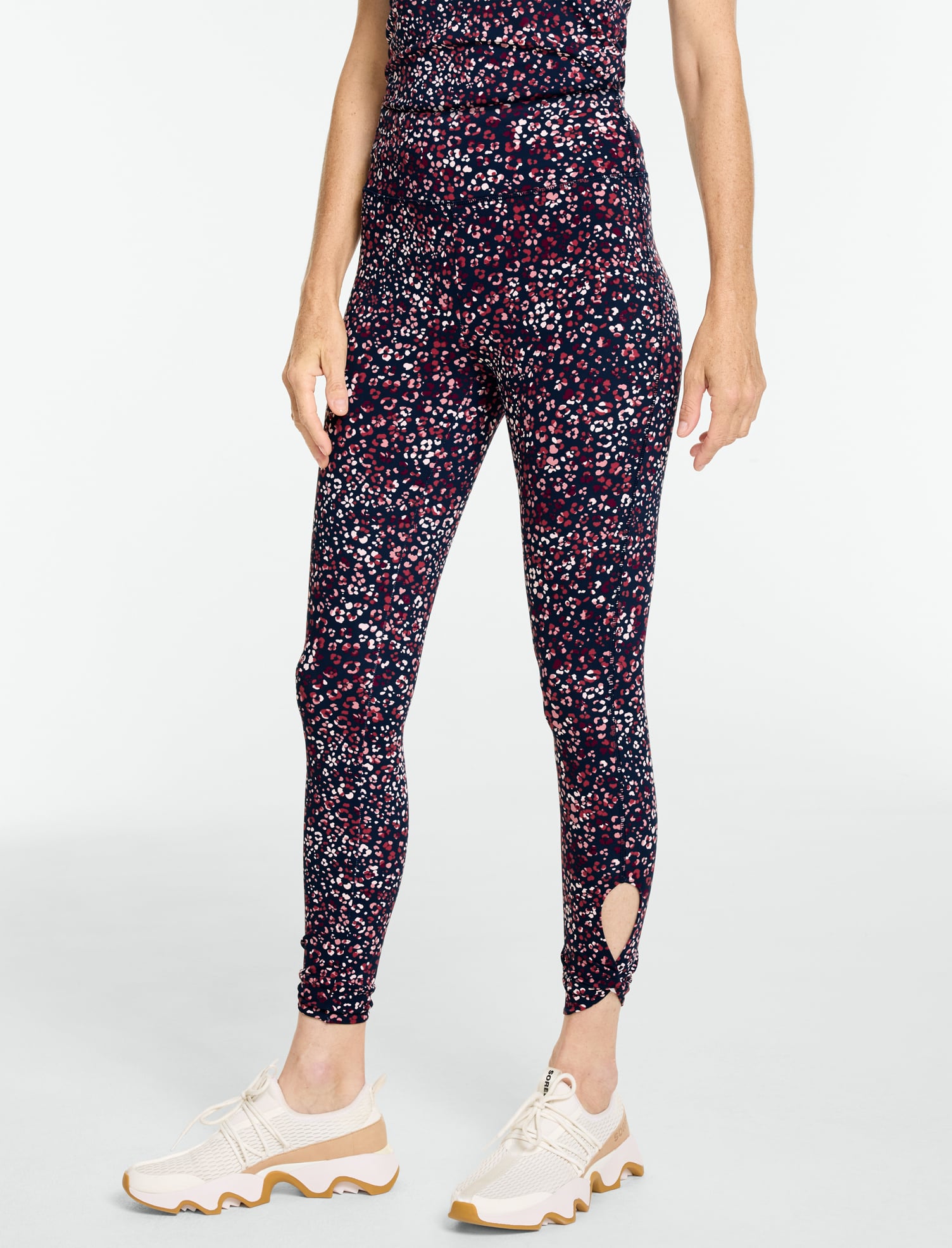 Out & About Twist Capri Leggings - Leopard Kaleidoscope