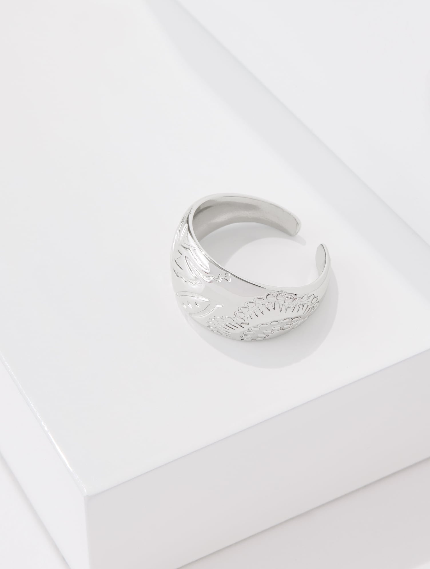 Tooled Embossed Ring