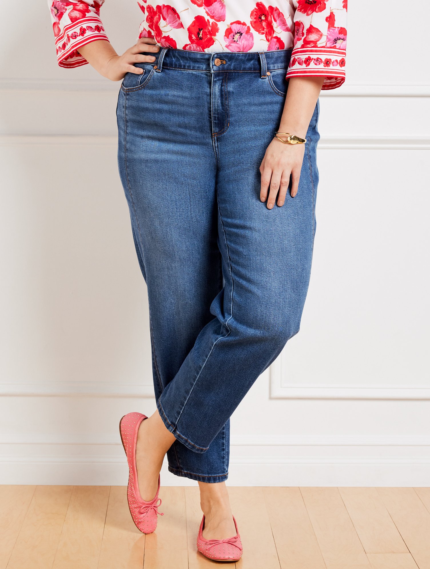 Relaxed Tapered Barrel Leg Jeans - Quinn Wash